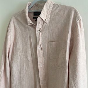 Men’s casual button up shirt. Large. Untucked fit.